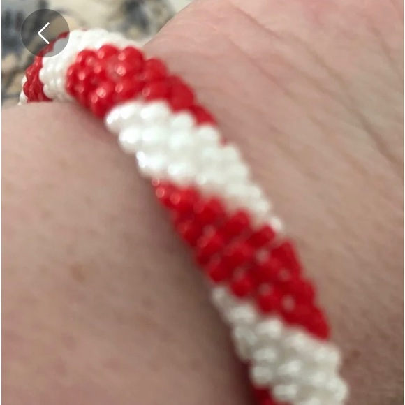 Sashka Co. USA Flag Beaded Bracelet (1 Bracelet) - Picture 7 of 12